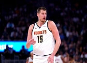 约基奇狂砍爆发新星分，国王迎来新赛季高光！的简单介绍